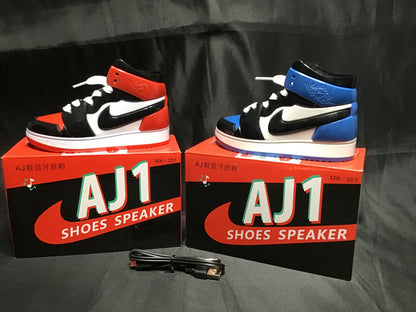 Speaker Sneaker